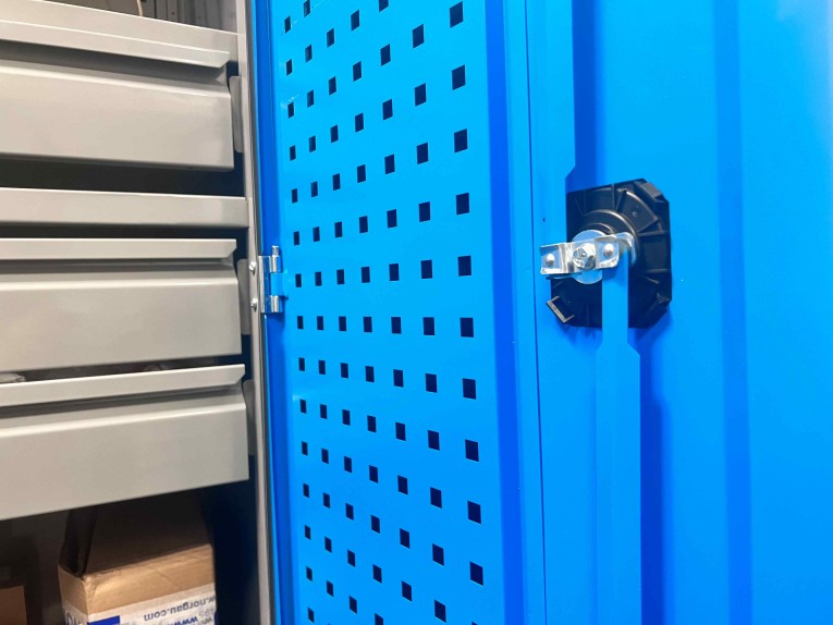 Шкаф инструментальный TNC 101.2B.4S купить в Ростове-на-Дону Шкаф инструментальный TNC 101.2B.4S купить в Ростове-на-Дону