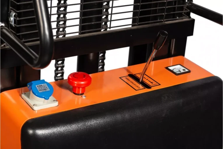 Штабелер электрический самоходный 1,2 т - 2,5 м Вилы: 1150 , Гелевая АКБ, CL1225J SIBLINE купить в Ростове-на-Дону Штабелер электрический самоходный 1,2 т - 2,5 м Вилы: 1150 , Гелевая АКБ, CL1225J SIBLINE купить в Ростове-на-Дону