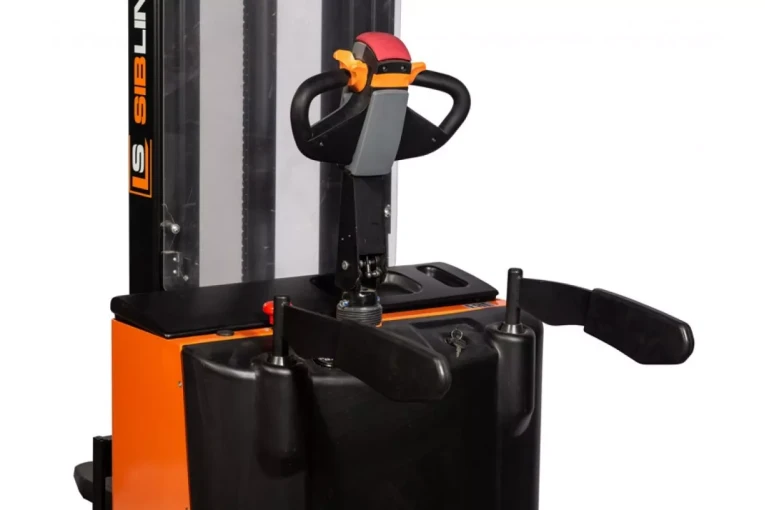 Штабелер электрический самоходный с платформой 1,5 т - 5,6 м Вилы: 1150 , АКБ Свинцово - кислотная, CL1556W SIBLINE купить в Ростове-на-Дону Штабелер электрический самоходный с платформой 1,5 т - 5,6 м Вилы: 1150 , АКБ Свинцово - кислотная, CL1556W SIBLINE купить в Ростове-на-Дону