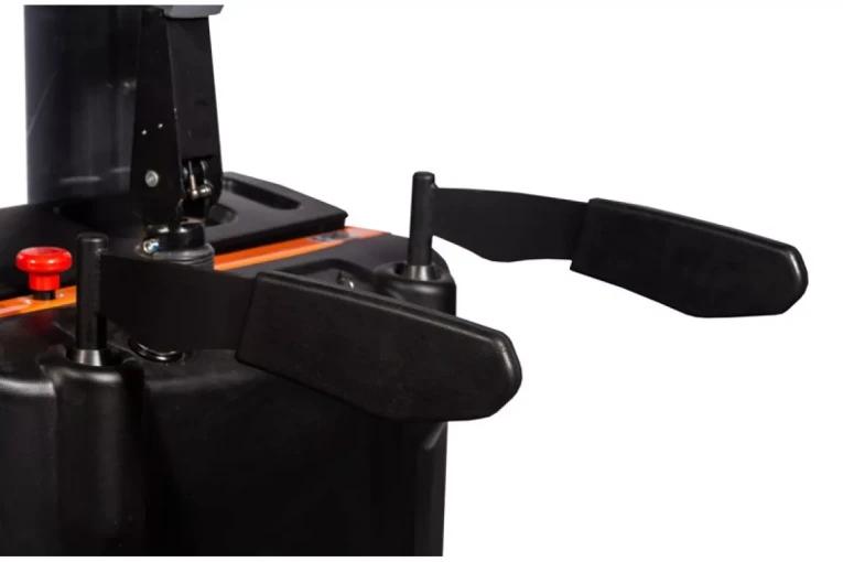 Штабелер электрический самоходный с платформой 1,5 т - 5,6 м Вилы: 1150 , АКБ Свинцово - кислотная, CL1556W SIBLINE купить в Ростове-на-Дону Штабелер электрический самоходный с платформой 1,5 т - 5,6 м Вилы: 1150 , АКБ Свинцово - кислотная, CL1556W SIBLINE купить в Ростове-на-Дону