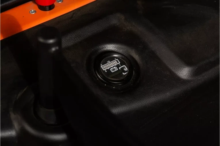 Штабелер электрический самоходный с платформой 1,5 т - 5,6 м Вилы: 1150 , АКБ Свинцово - кислотная, CL1556W SIBLINE купить в Ростове-на-Дону Штабелер электрический самоходный с платформой 1,5 т - 5,6 м Вилы: 1150 , АКБ Свинцово - кислотная, CL1556W SIBLINE купить в Ростове-на-Дону