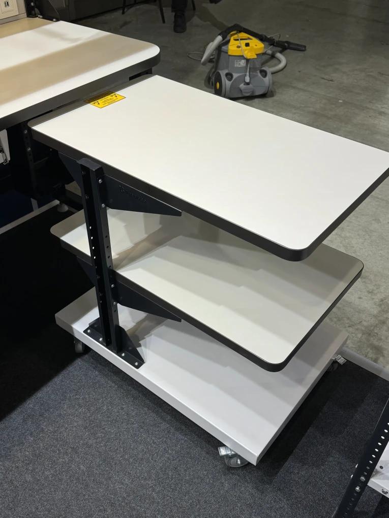 Подкатной антистатический стол SPC A купить в Ростове-на-Дону