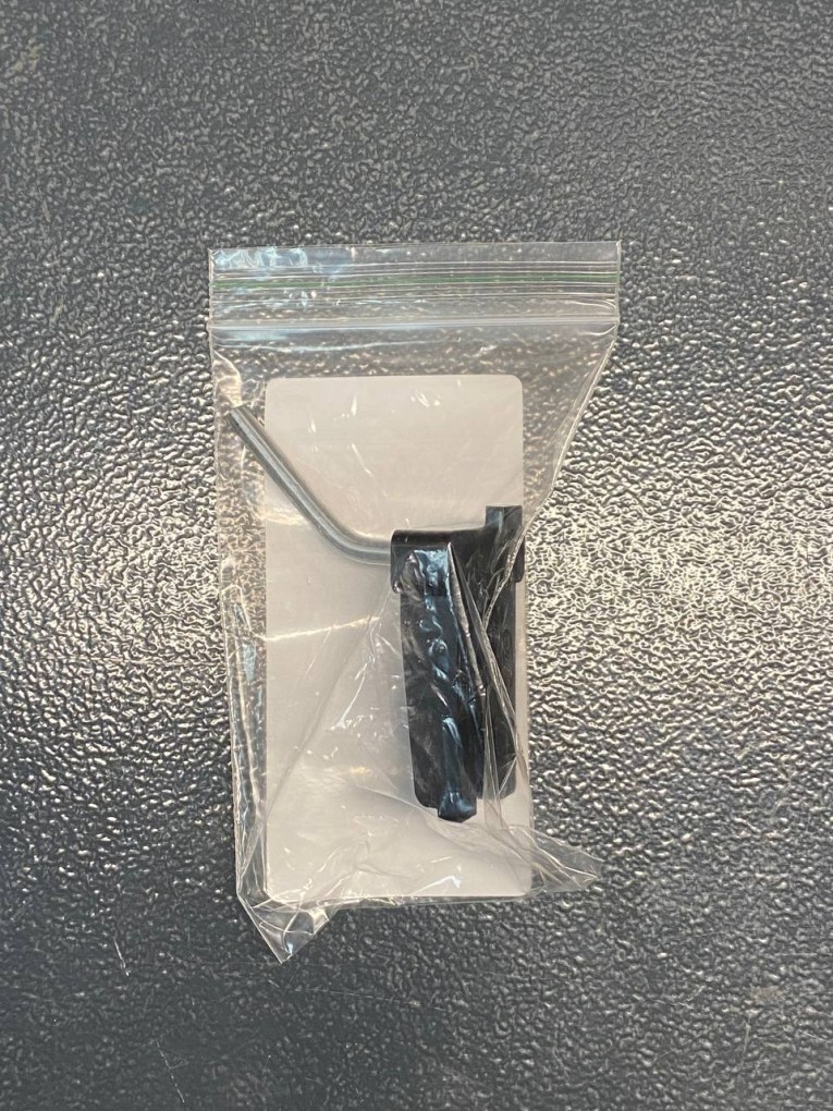 Крючок наклонный 50 мм купить в Ростове-на-Дону Крючок наклонный 50 мм купить в Ростове-на-Дону