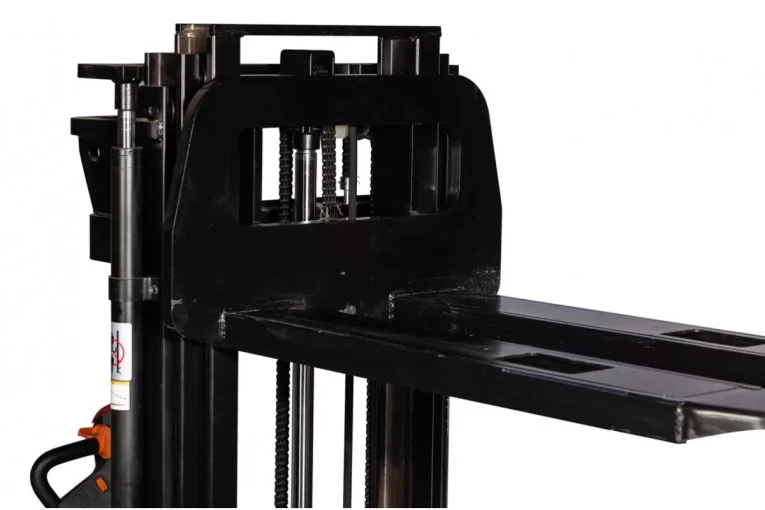 Штабелер электрический самоходный 1,6 т - 4,6 м Вилы: 1150 , АКБ Свинцово - кислотная, CL1646GP SIBLINE купить в Ростове-на-Дону Штабелер электрический самоходный 1,6 т - 4,6 м Вилы: 1150 , АКБ Свинцово - кислотная, CL1646GP SIBLINE купить в Ростове-на-Дону