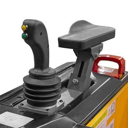 Штабелер самоходный с кабиной CDD15C (1500 кг; 6,5 м; li-ion 25,6В / 300Ач, PV, EPS) SMARTLIFT (SMART) купить в Ростове-на-Дону